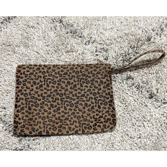 Leopard Faux Fur Wristlet Clutch - Picture 4 of 7